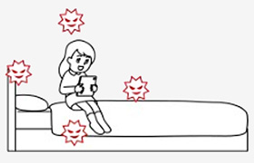 女の子がタブレットを操作しているイラスト